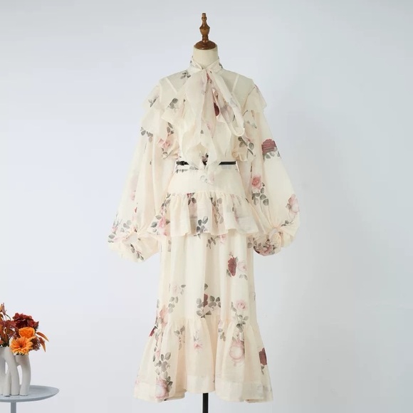 Designer-Style Floral Ruffle Maxi Dress - Picture 2 of 10